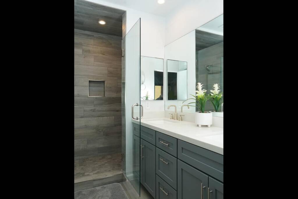3Bd Sleeps 8 Rooftop Bayside Feel The Ocean Breeze Villa San Diego Exterior foto